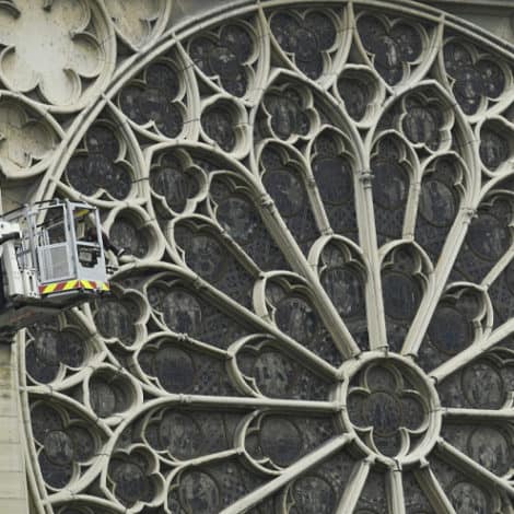 FROM THE ASHES: Notre Dame’s Medieval Stained-Glass Windows SURVIVE Massive Blaze