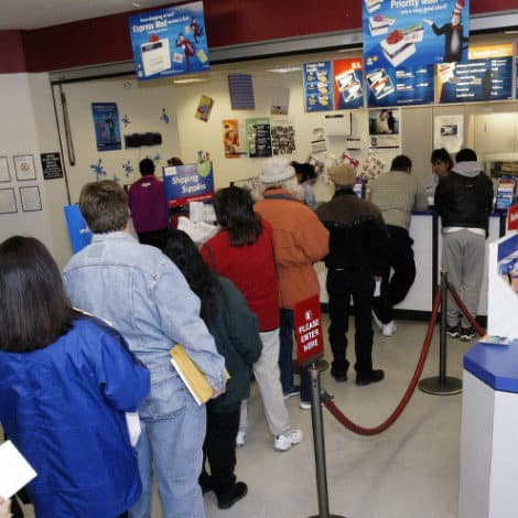 BERNIE: ‘Every Post Office’ in America Should Offer ‘Banking Services’ Including Loans