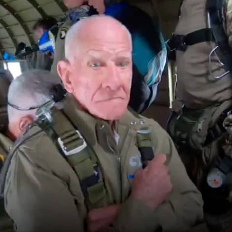 AMERICAN HERO: Watch This 97-Year-Old Paratrooper Recreate His D-DAY JUMP 75 Years Later