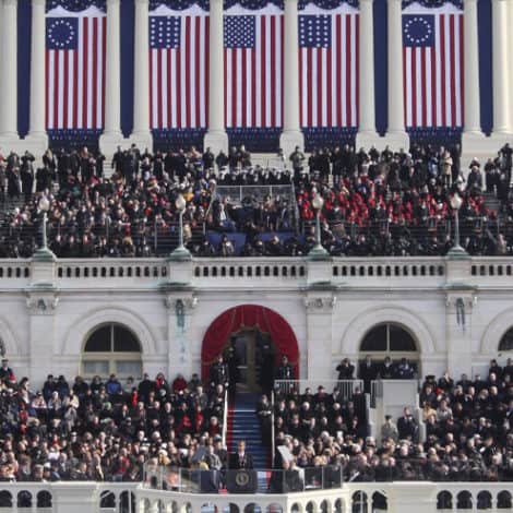 JUST BLEW IT! Betsy Ross Flag Deemed ‘PAINFUL’ Was Used Extensively During Obama’s INAUGURATION