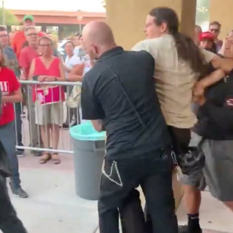 REPORT: Man Arrested at Elizabeth Warren Town Hall in Arizona for ‘Assaulting’ Trump Supporters