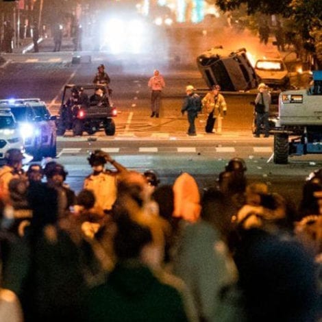 CAPITAL CURFEW: DC Mayor Announces 7PM Curfew After Night of Violence, Riots Outside White House